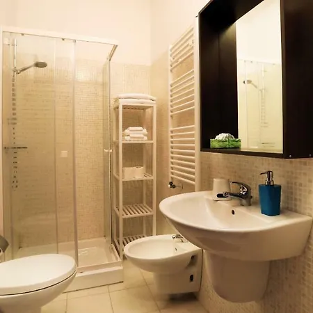 Konukevi Primo Piano - Policlinico 3*