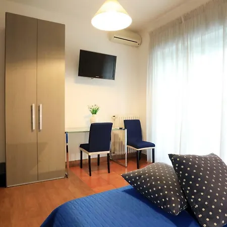 Pensiune Primo Piano - Policlinico